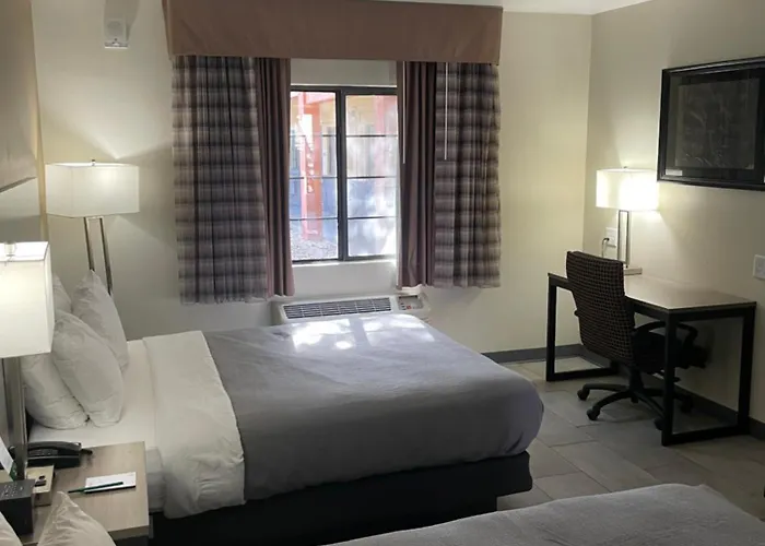 Quality & - Phoenix West Hotel 3*