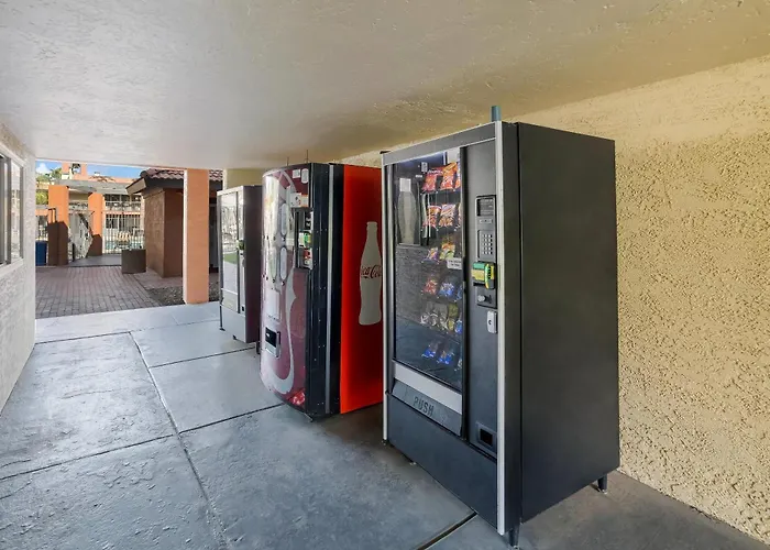 Hotel Quality & - Phoenix West 3*