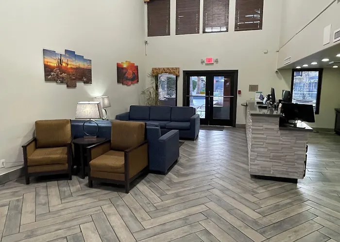 Quality & - Phoenix West Hotel