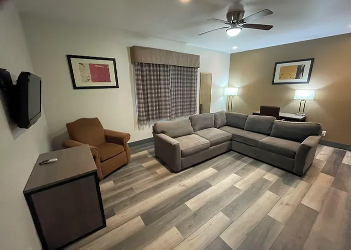 Quality & - Phoenix West Hotel Goodyear